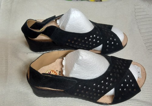 New ladies wedge sole - new,